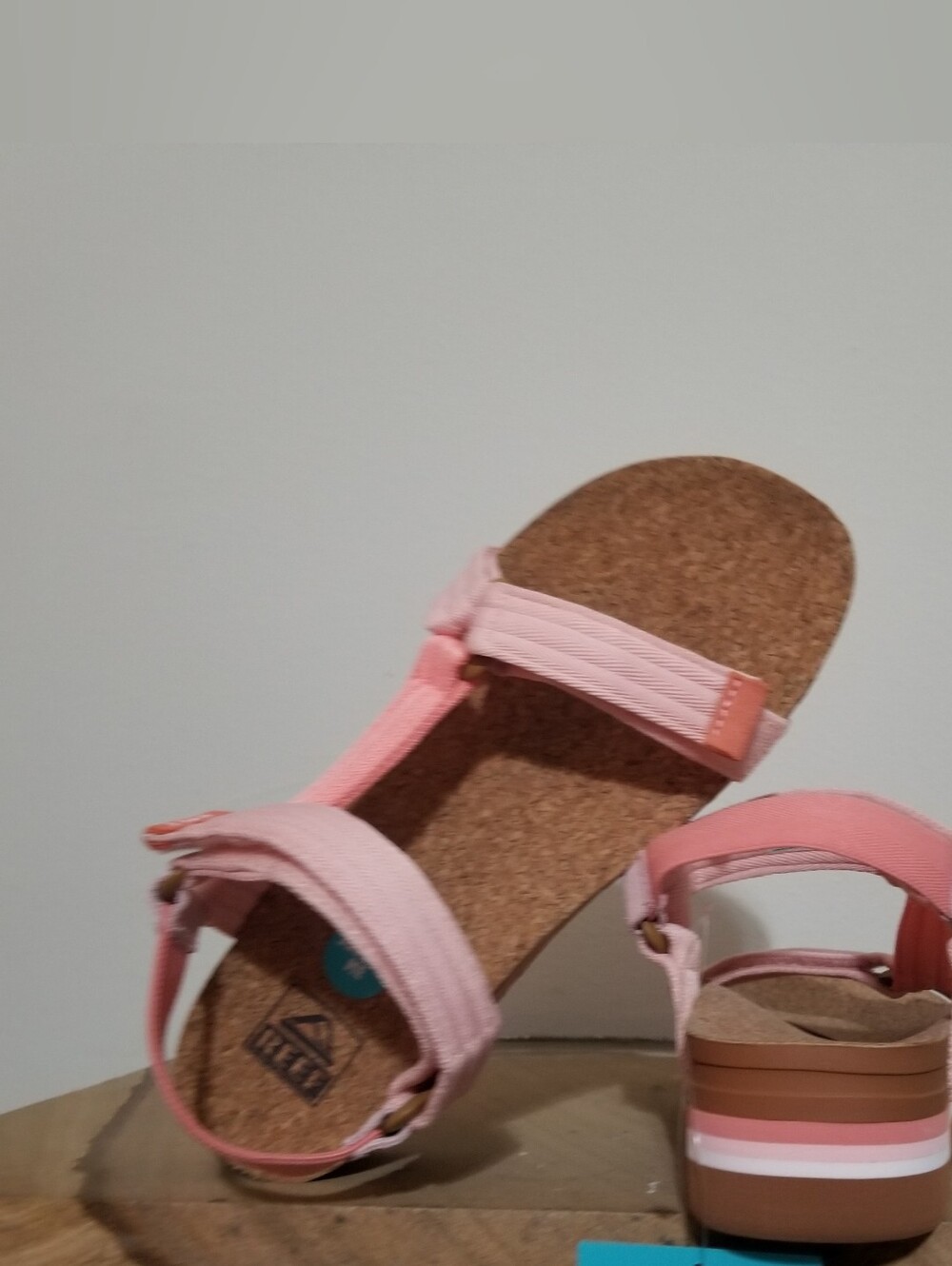 NEW! Reef Women's Platform Sandals Sz 6 (PRICE FIRM) - Picture 6 of 8
